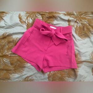 Wilfred New tie front short 2 3” electron fuchsia